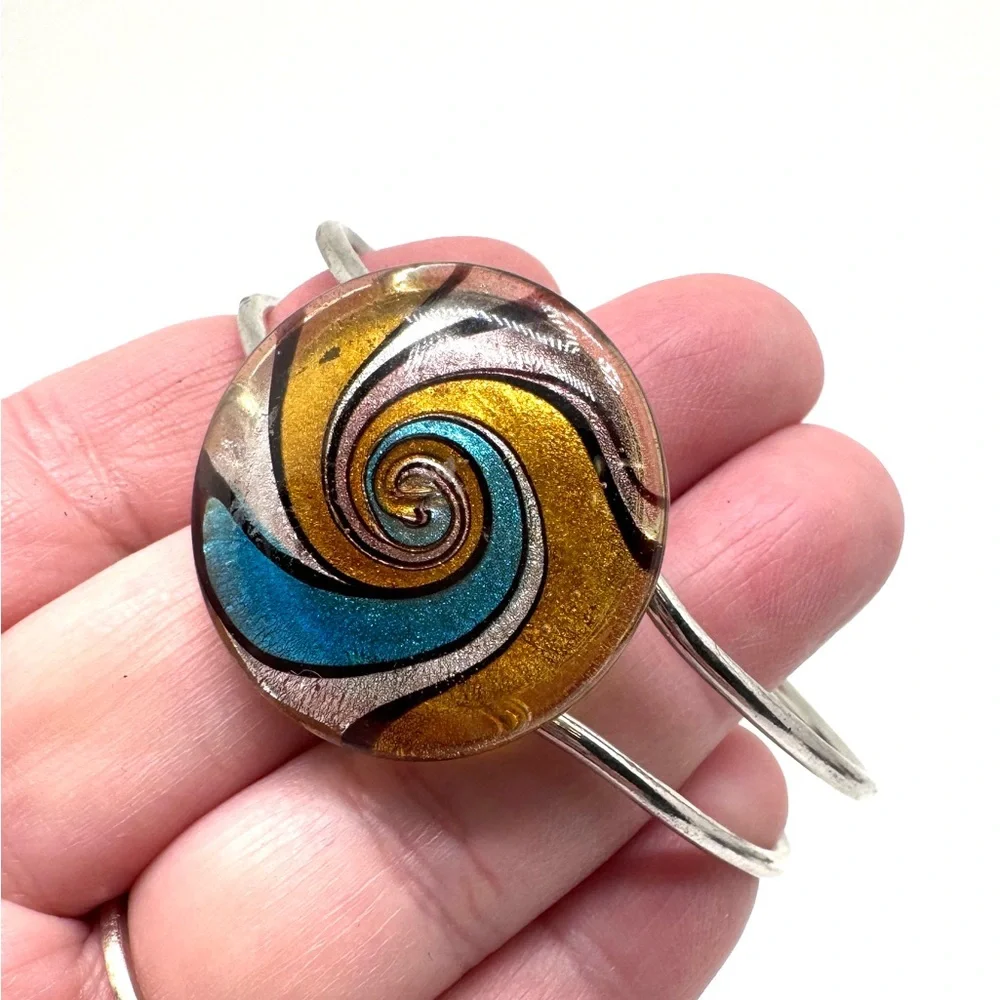 Vintage Dichroic Art Glass Silvertone Hinged Bangle Clamper Bracelet